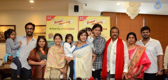 mohan babu,manchu lakshmi prasanna,junior kuppanna,junior kuppanna restaurant launch,hyderabad,manchu family,junior kuppanna  కూతురు,అల్లుడు..మోహ‌న్ బాబు కోరిక తీర్చారు!